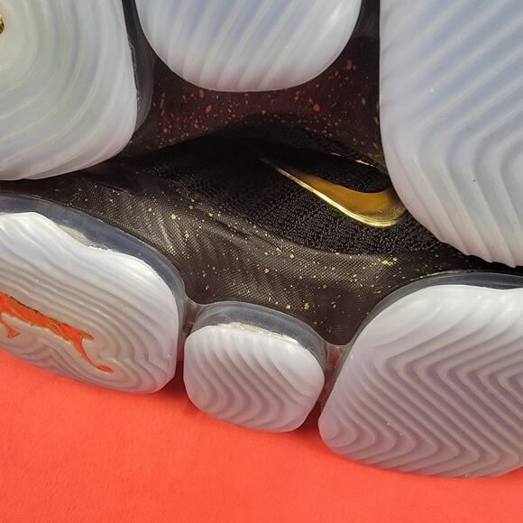 Nike LeBron 16 KC Watch The Throne Sz 11 Black/Metallic Gold-RoseFrost CI1518001 main image 9